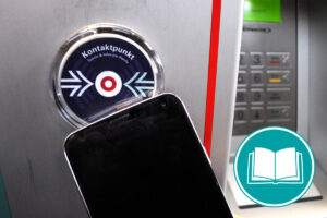 Smartphone wird an NFC gehalten