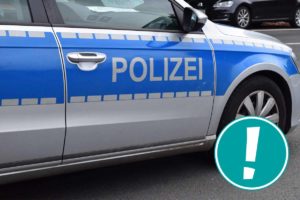 Ein Polizeiauto ist zu sehen.