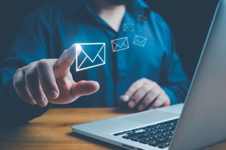 WIE ERSTELLT MAN EMAIL ADRESSEN visual data 2