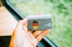 Deutschland-Ticket: So klappt’s auch ohne Internet